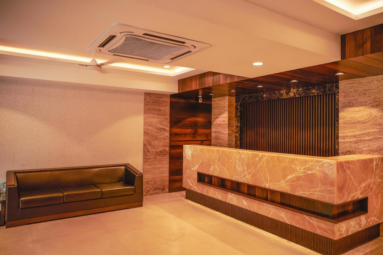 The Atithi Niwas Hotel Indore Exterior photo